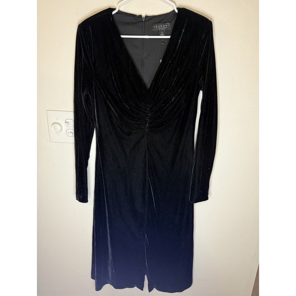 Laundry By Shelli Navy Velvet Dress Size 8 - Picture 1 of 3